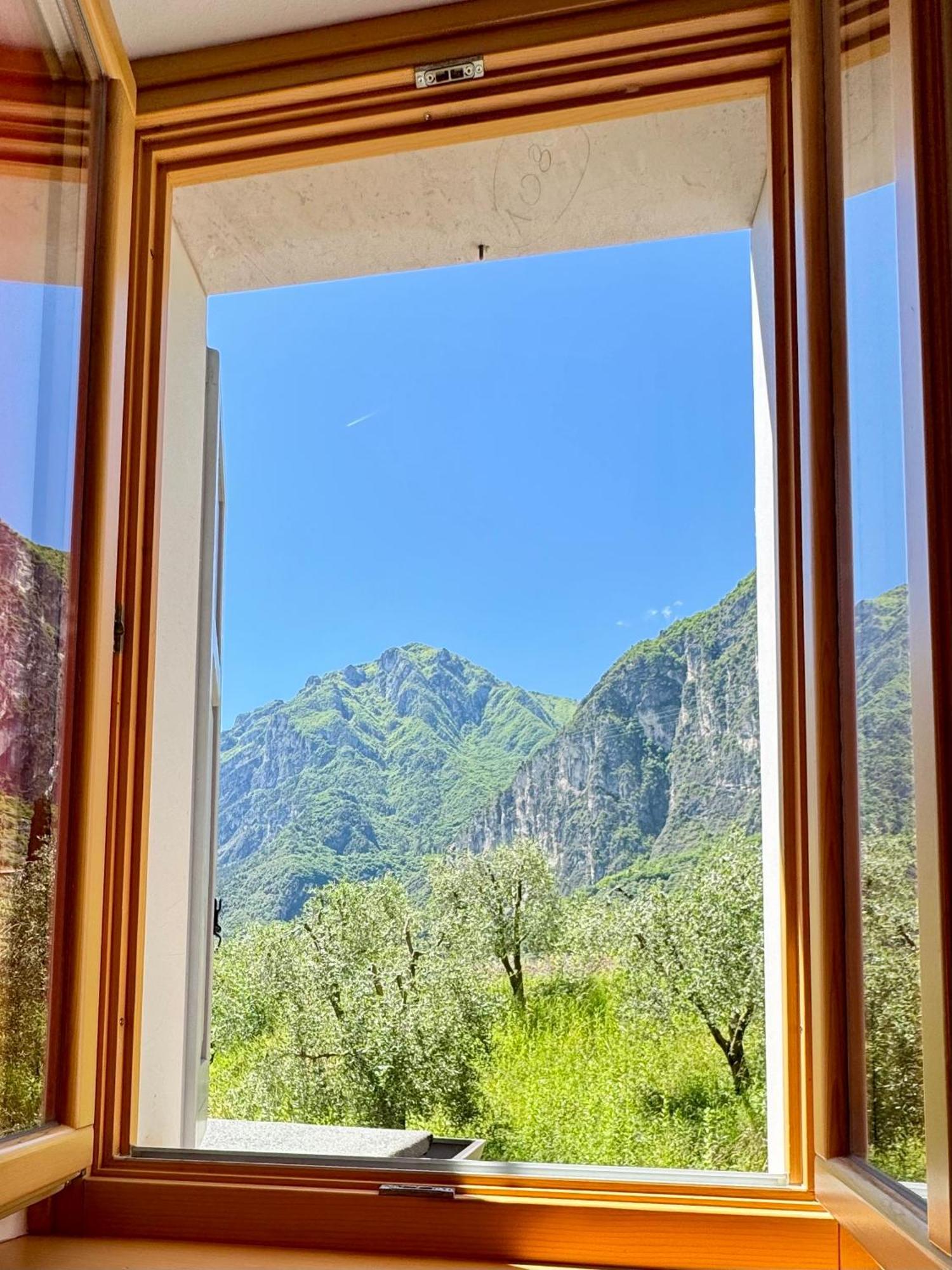 Das Rote Haus Riva del Garda Exterior foto